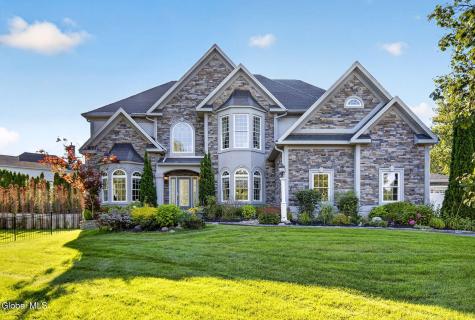245 Menlo Park Road Niskayuna NY 12309