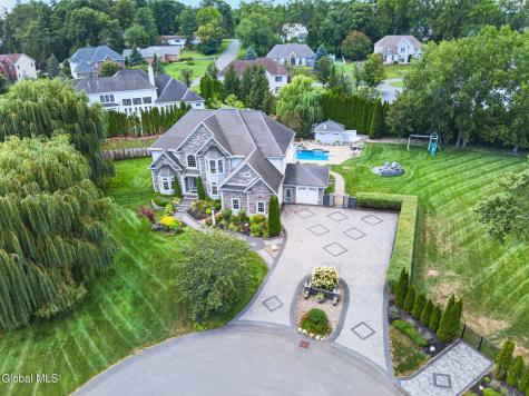 245 Menlo Park Road Niskayuna NY 12309