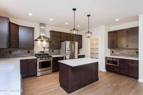 L7 Hetcheltown Road Glenville NY 12302