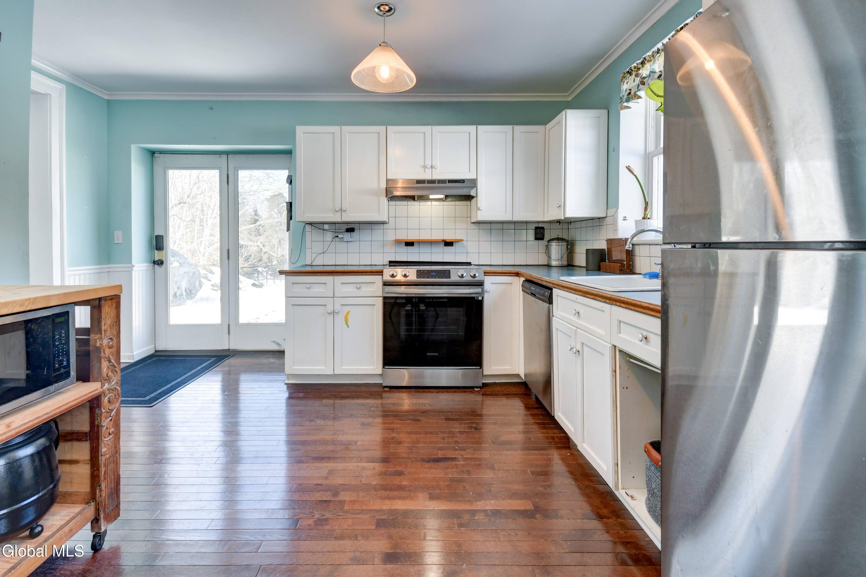 168 Locust Avenue Amsterdam NY 12010