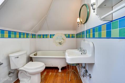 168 Locust Avenue Amsterdam NY 12010
