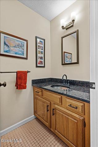 21 Fox Hollow Lane Queensbury NY 12804