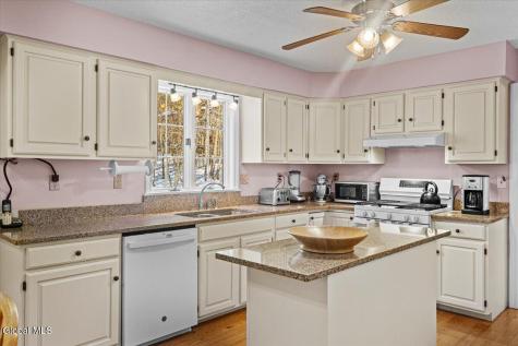 21 Fox Hollow Lane Queensbury NY 12804