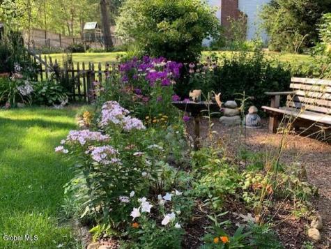 21 Fox Hollow Lane Queensbury NY 12804