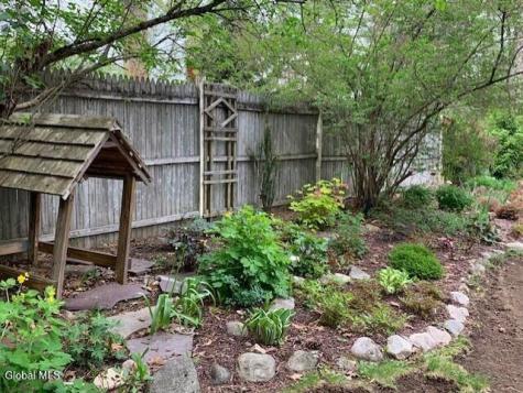 21 Fox Hollow Lane Queensbury NY 12804