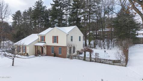 21 Fox Hollow Lane Queensbury NY 12804