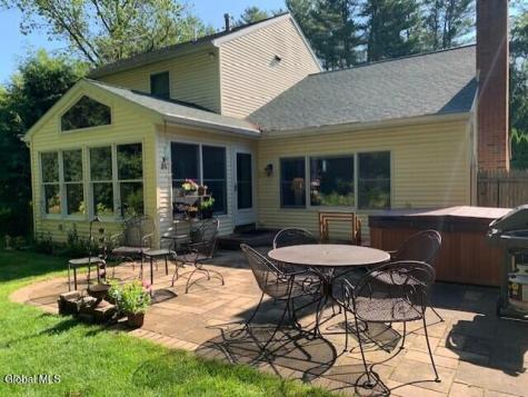 21 Fox Hollow Lane Queensbury NY 12804