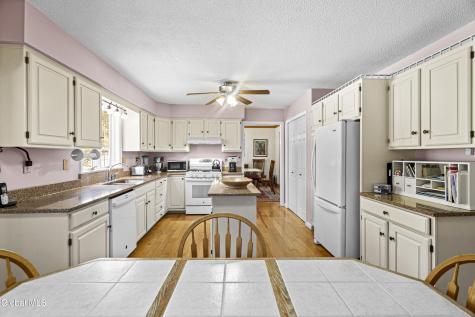 21 Fox Hollow Lane Queensbury NY 12804