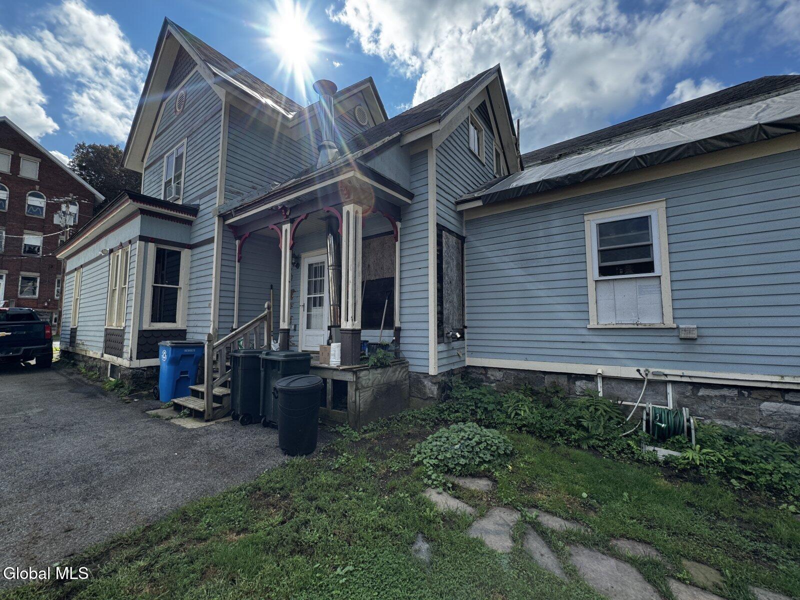 109 S Market Street Johnstown NY 12095