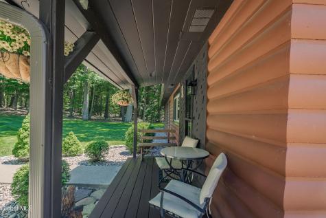 7104 Woods End Road Galway NY 12074