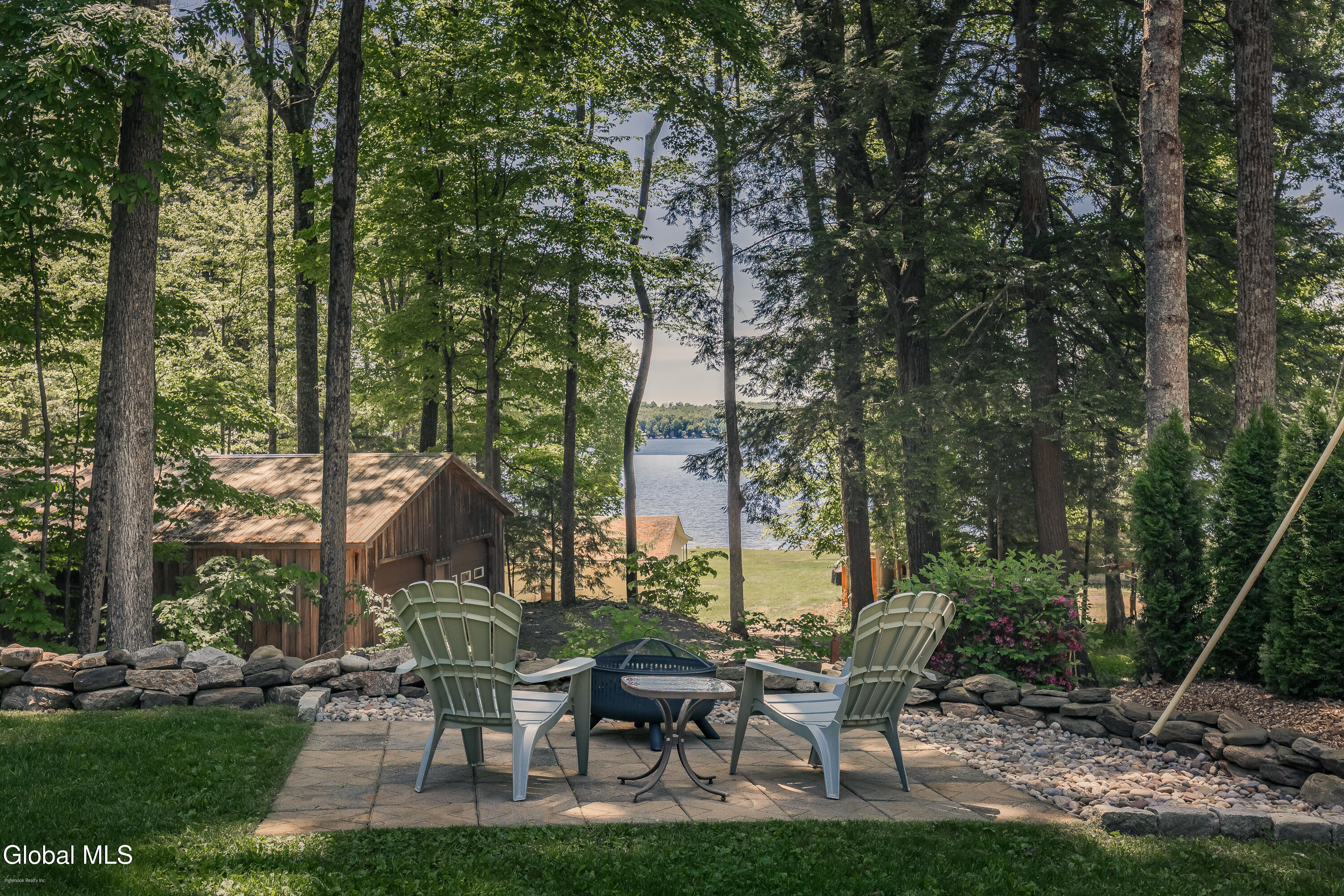 7104 Woods End Road Galway NY 12074