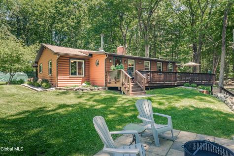 7104 Woods End Road Galway NY 12074