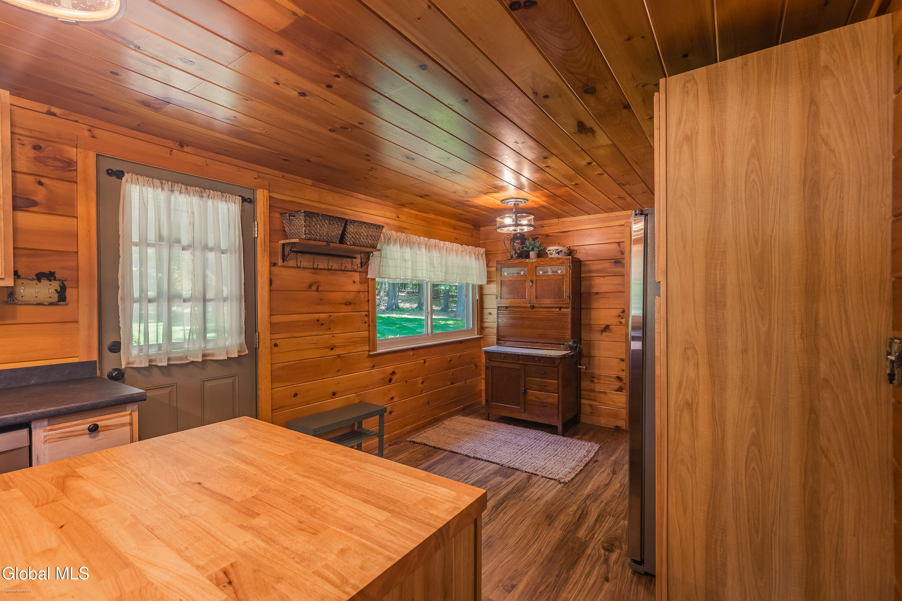 7104 Woods End Road Galway NY 12074