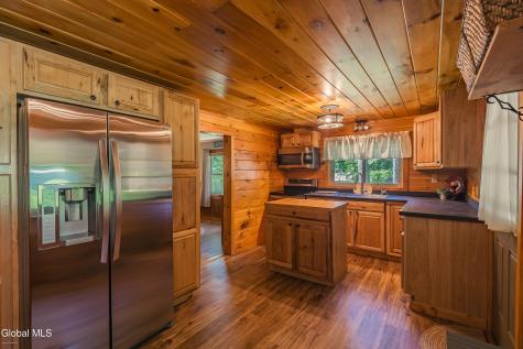 7104 Woods End Road Galway NY 12074