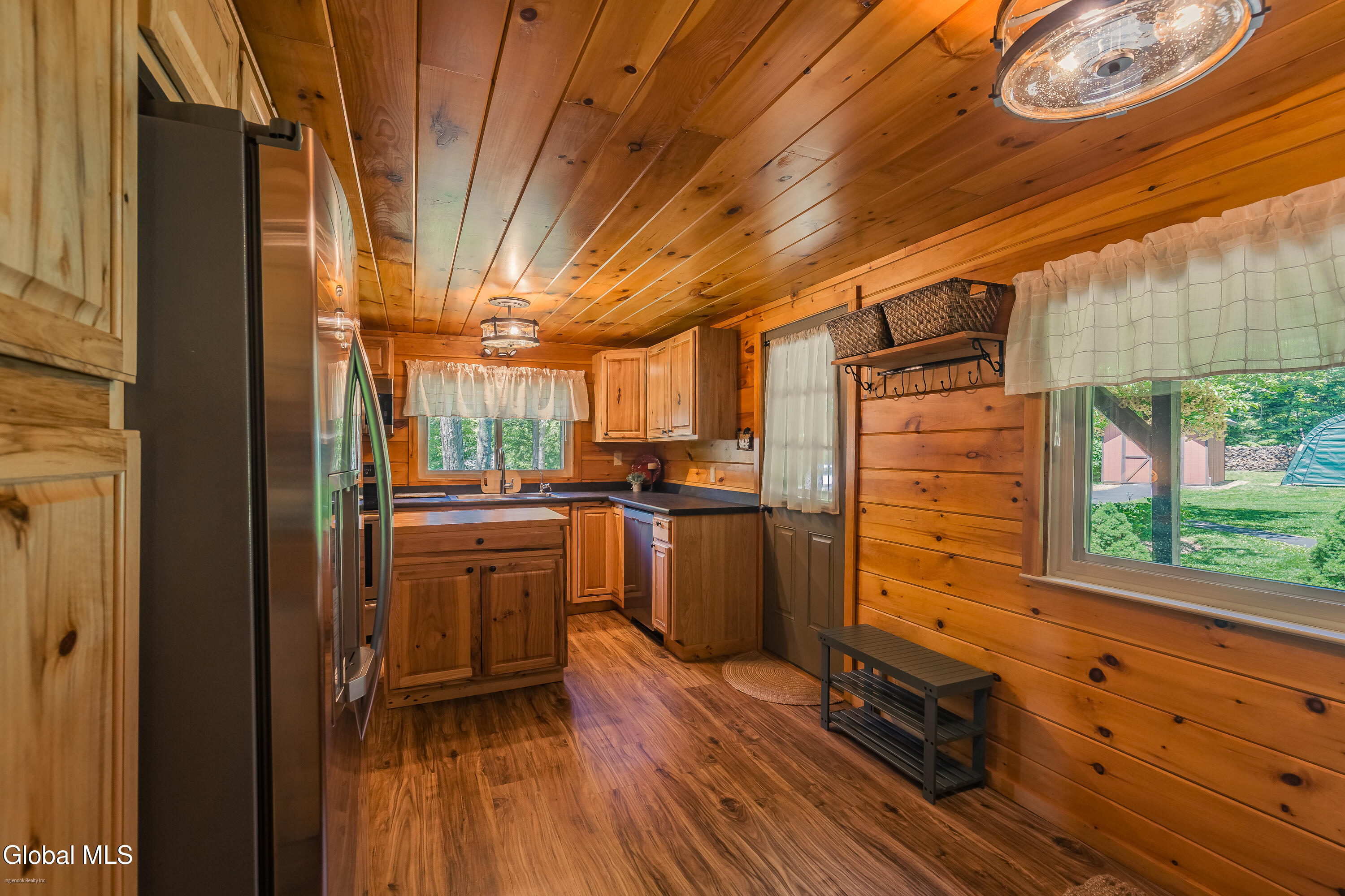 7104 Woods End Road Galway NY 12074