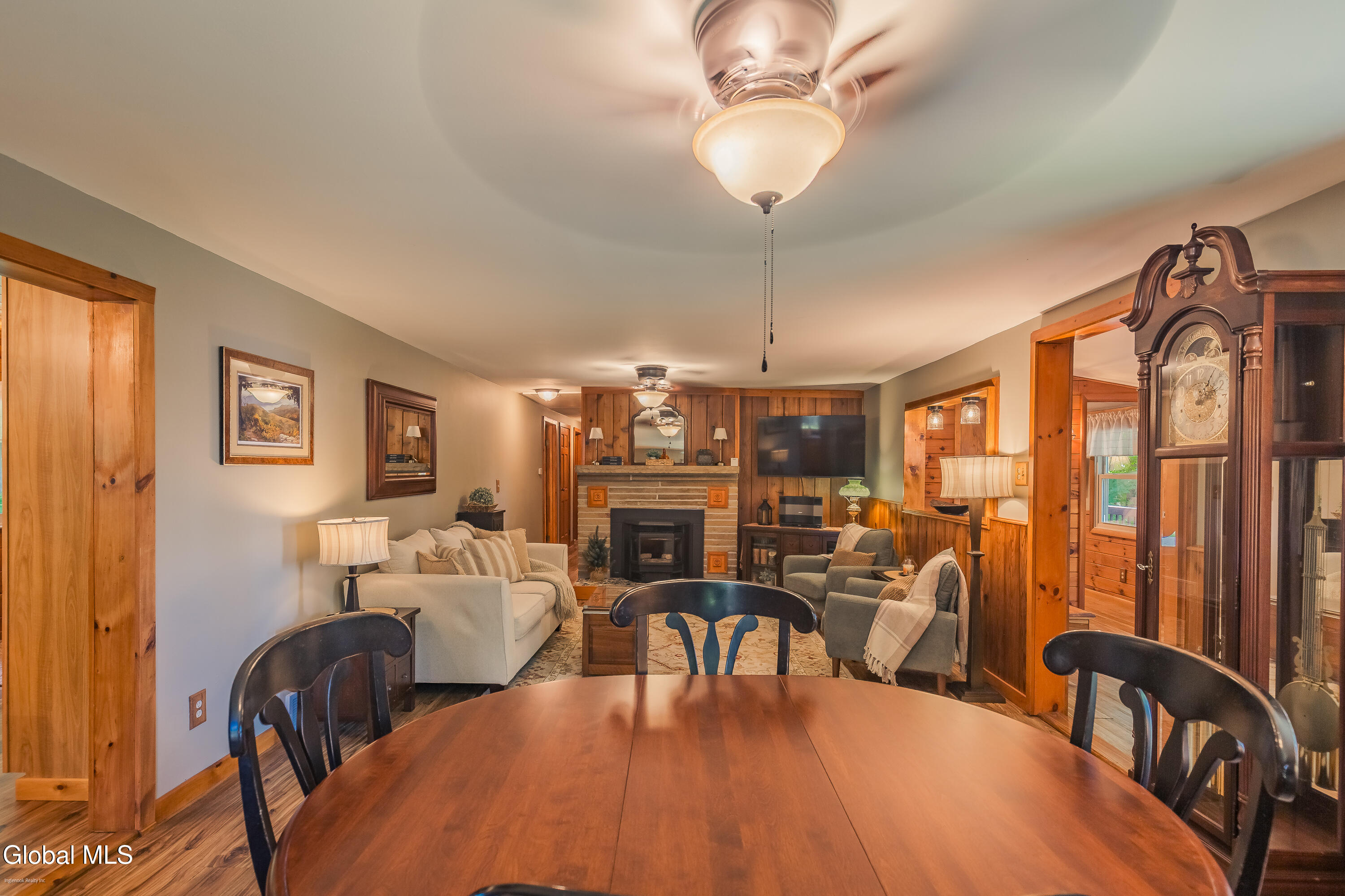 7104 Woods End Road Galway NY 12074