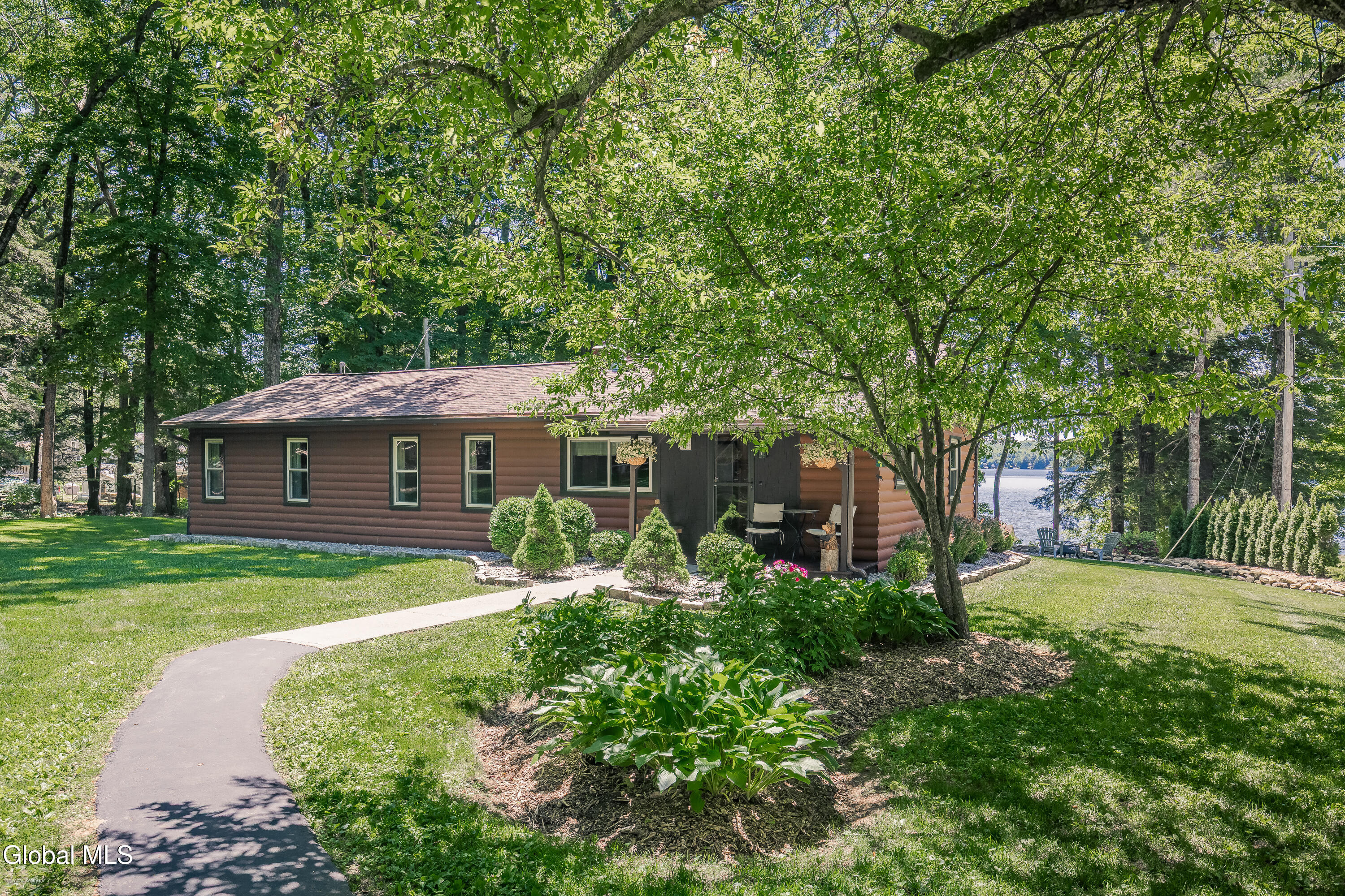 7104 Woods End Road Galway NY 12074