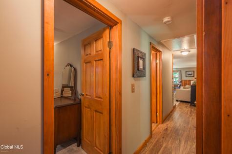 7104 Woods End Road Galway NY 12074