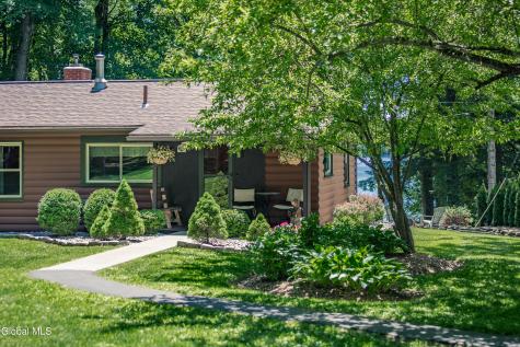 7104 Woods End Road Galway NY 12074