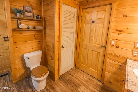 7104 Woods End Road Galway NY 12074