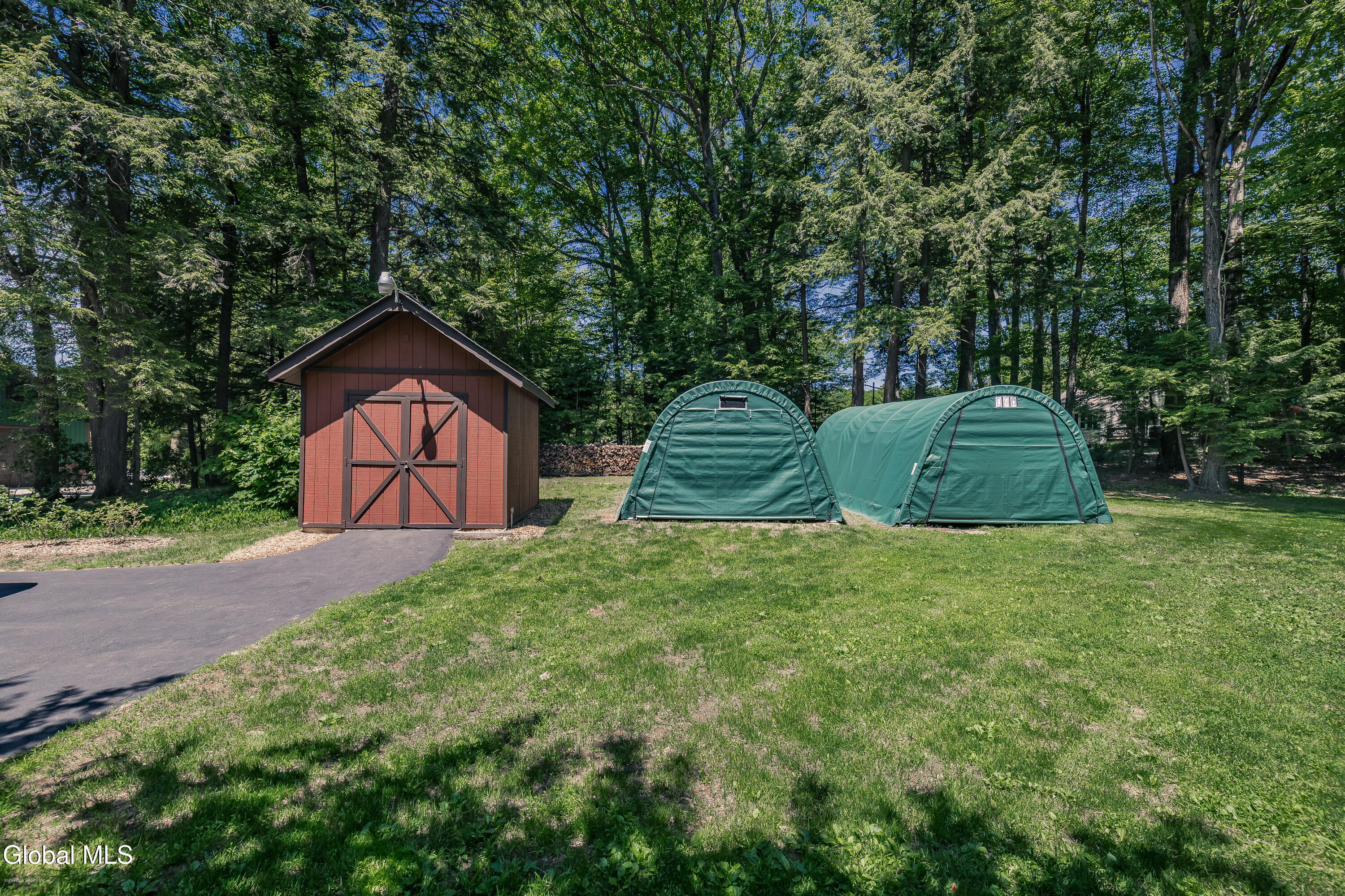 7104 Woods End Road Galway NY 12074