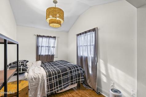 4 Valleyview Avenue Schenectady NY 12306