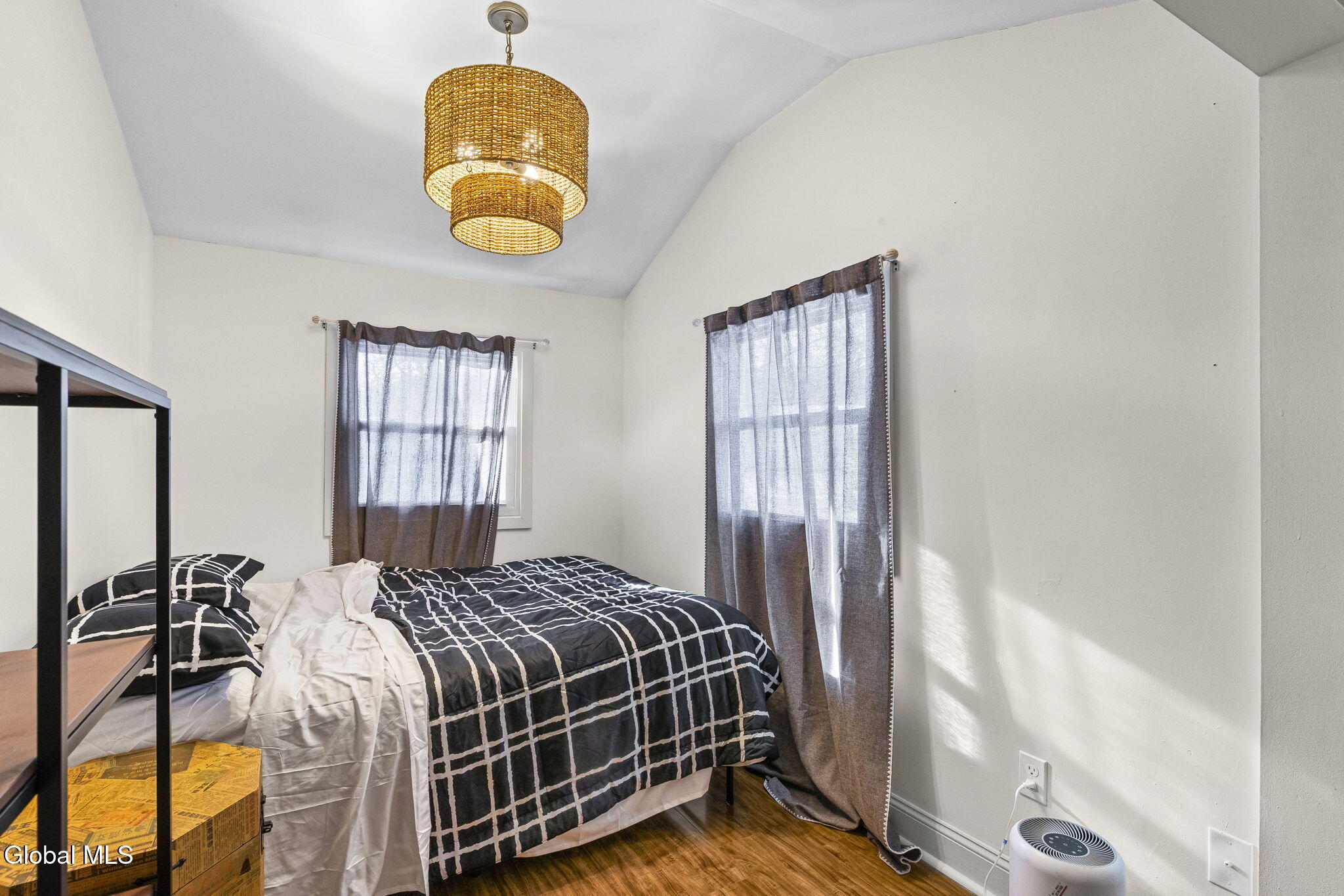 4 Valleyview Avenue Schenectady NY 12306