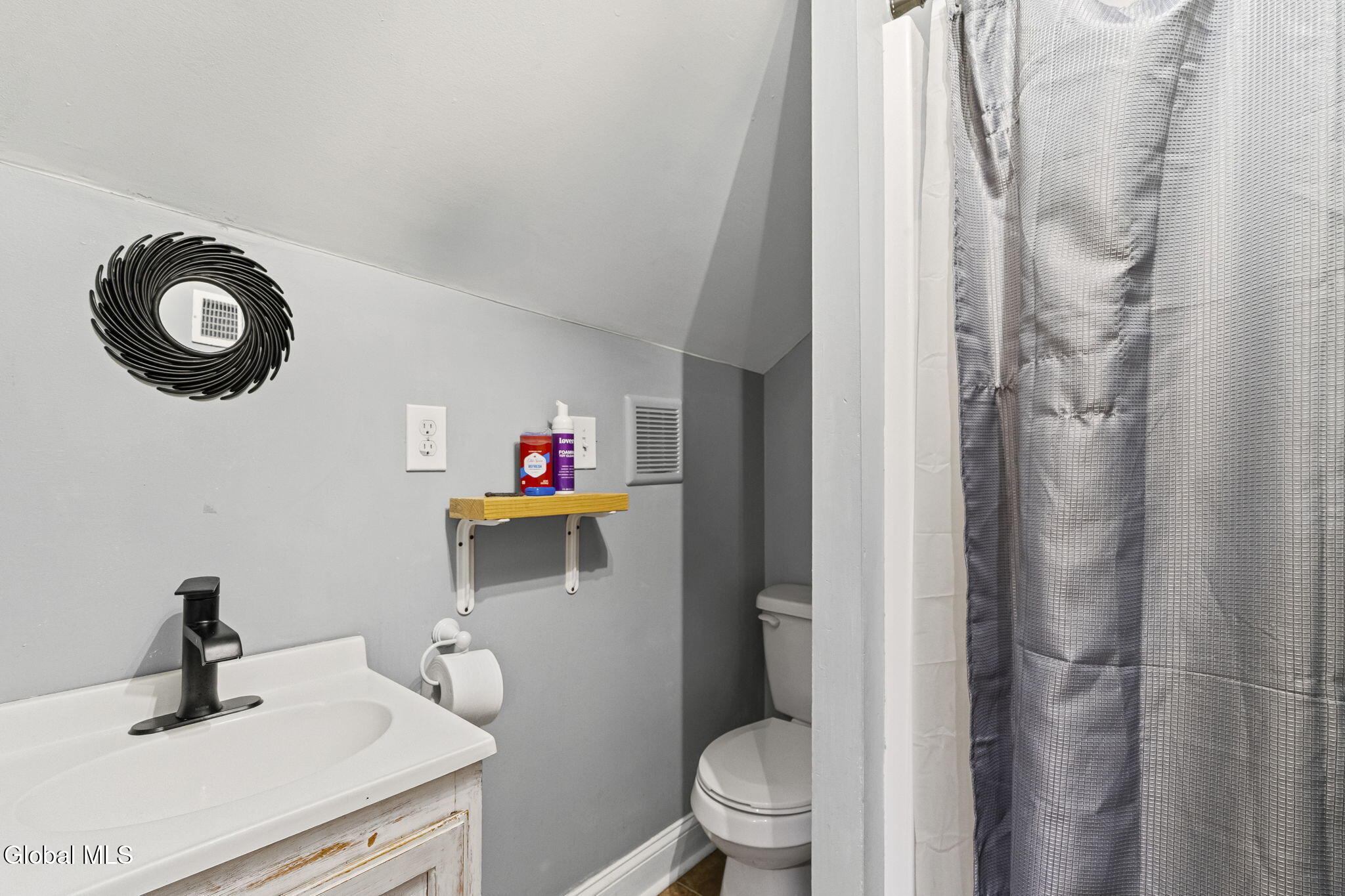 4 Valleyview Avenue Schenectady NY 12306