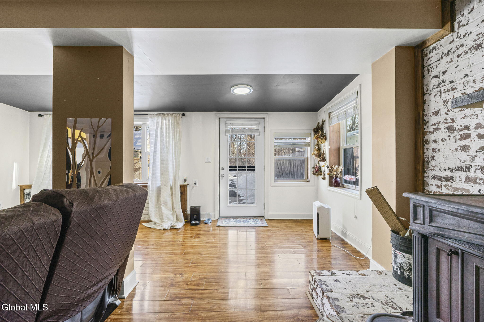 4 Valleyview Avenue Schenectady NY 12306