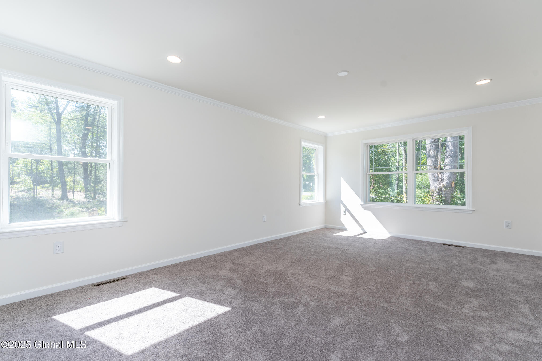 2 Killington Lane Johnstown NY 12095