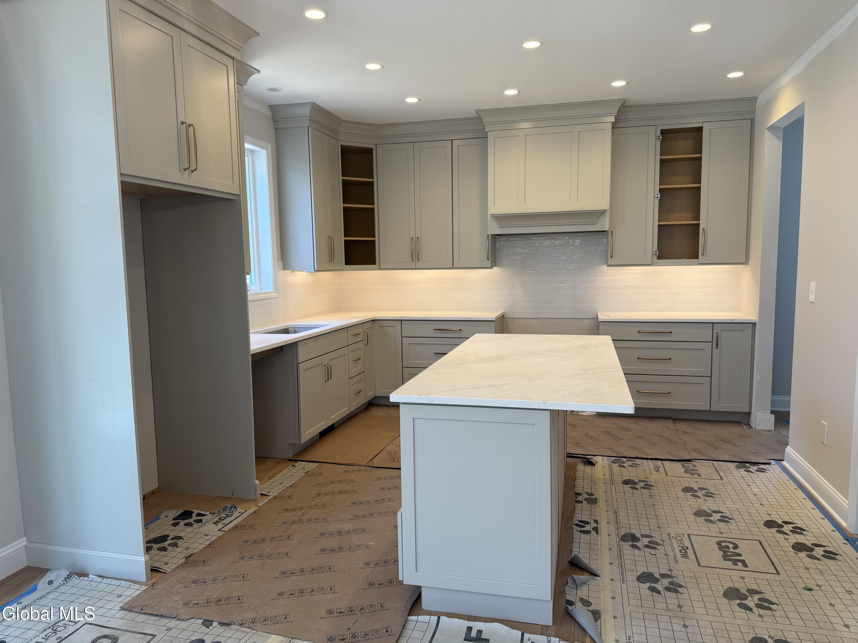 17 Chloes Way Saratoga Springs NY 12866