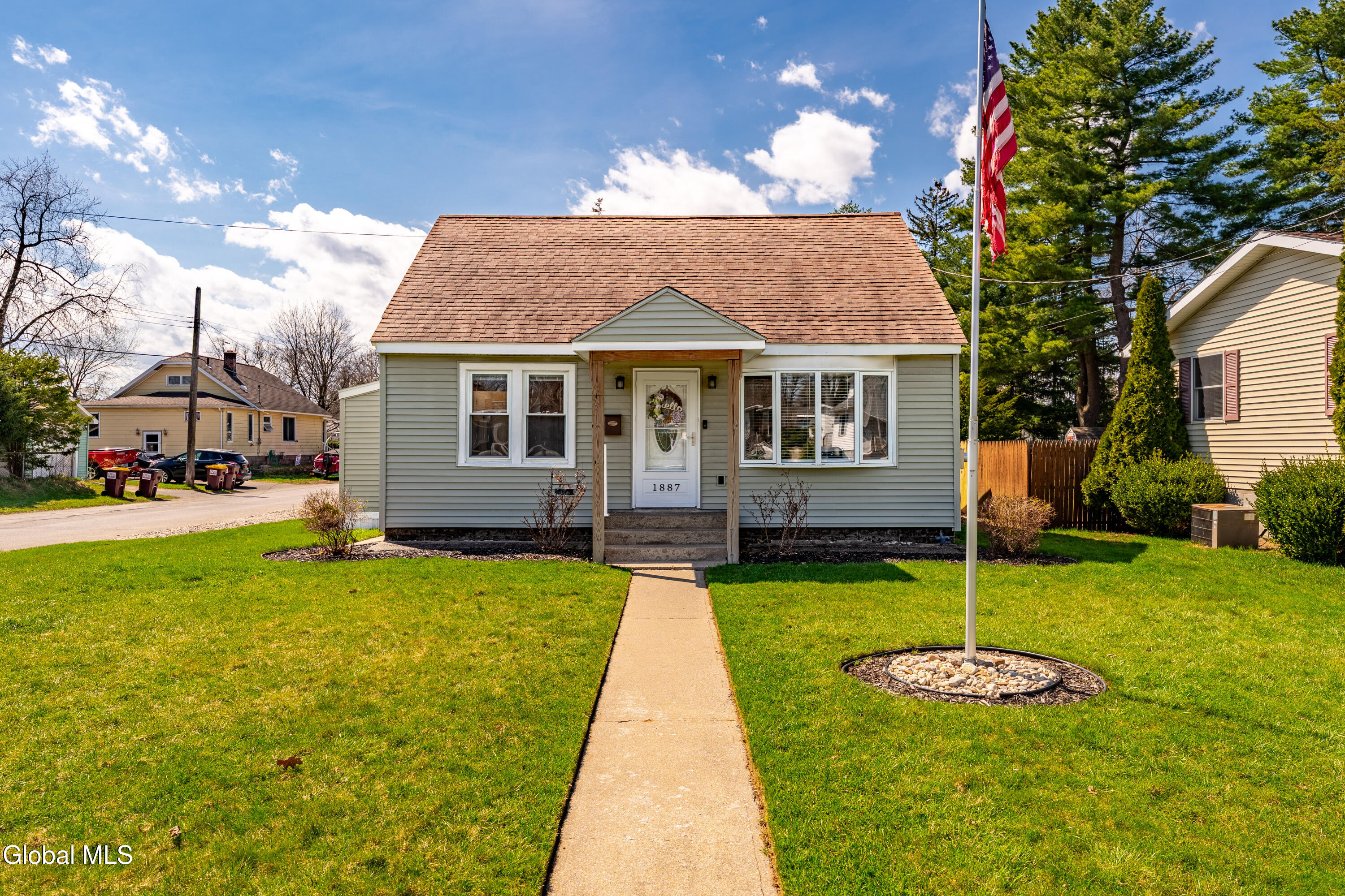 1887 Fiero Avenue Schenectady NY 12303