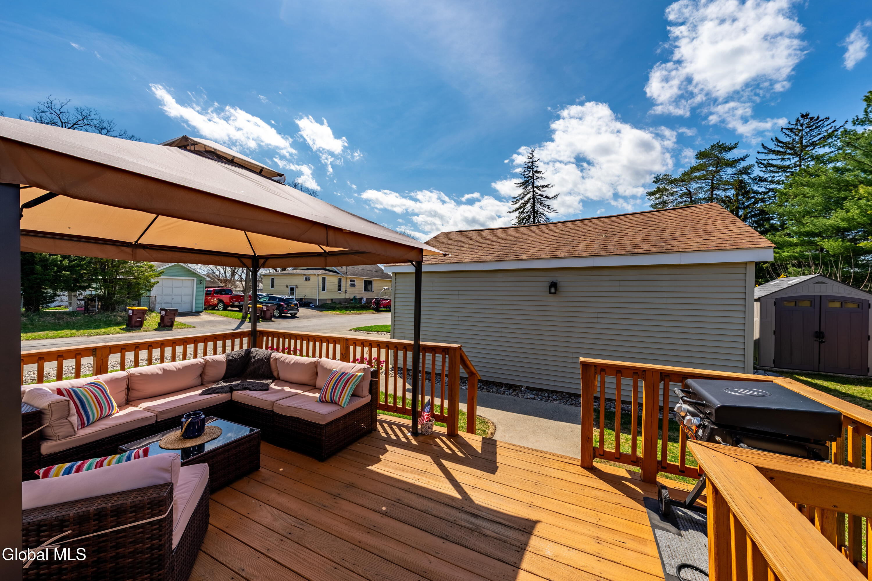 1887 Fiero Avenue Schenectady NY 12303