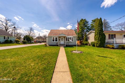 1887 Fiero Avenue Schenectady NY 12303