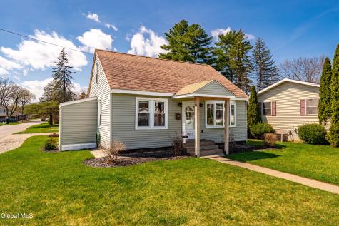 1887 Fiero Avenue Schenectady NY 12303