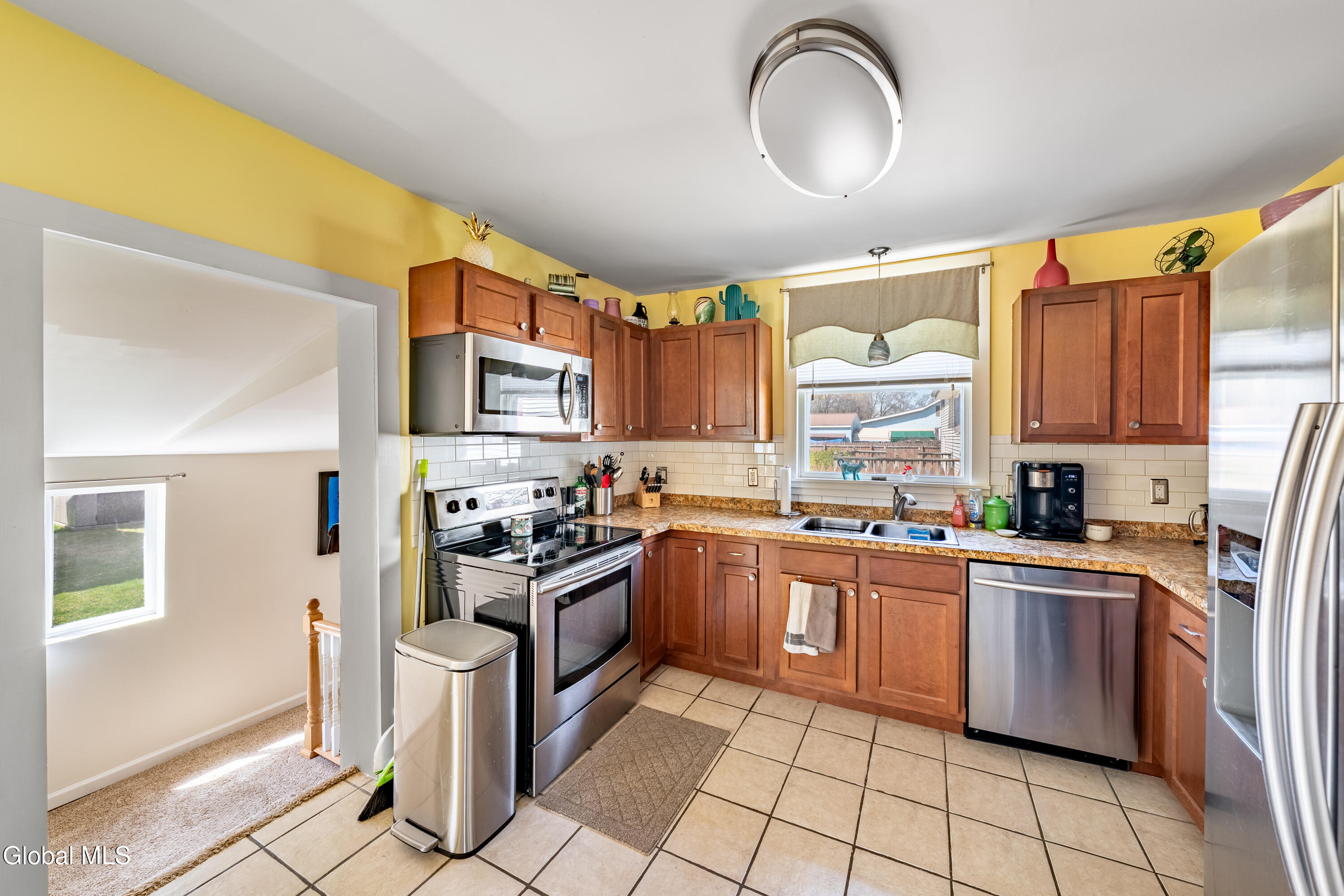 1887 Fiero Avenue Schenectady NY 12303
