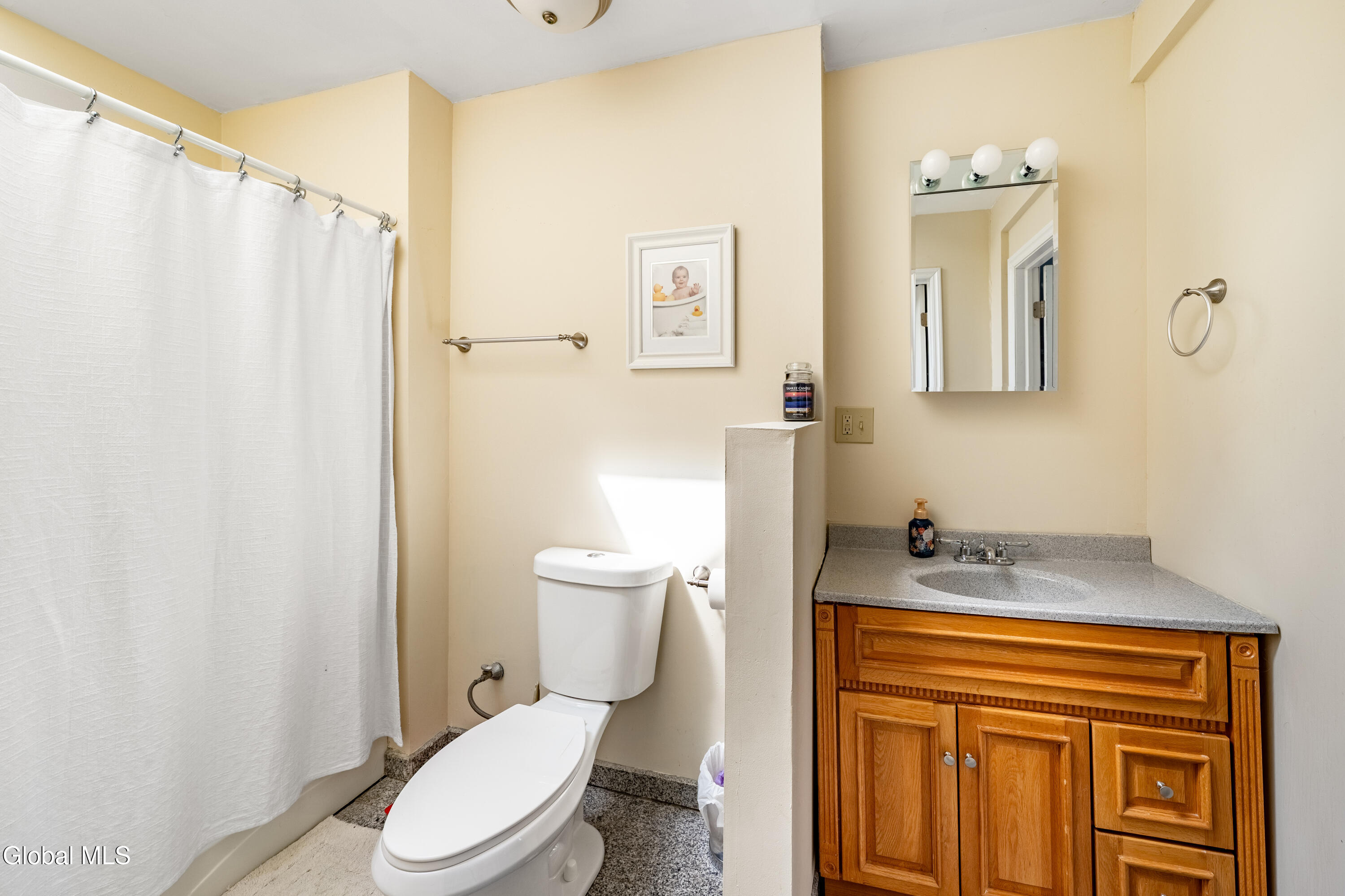 1887 Fiero Avenue Schenectady NY 12303