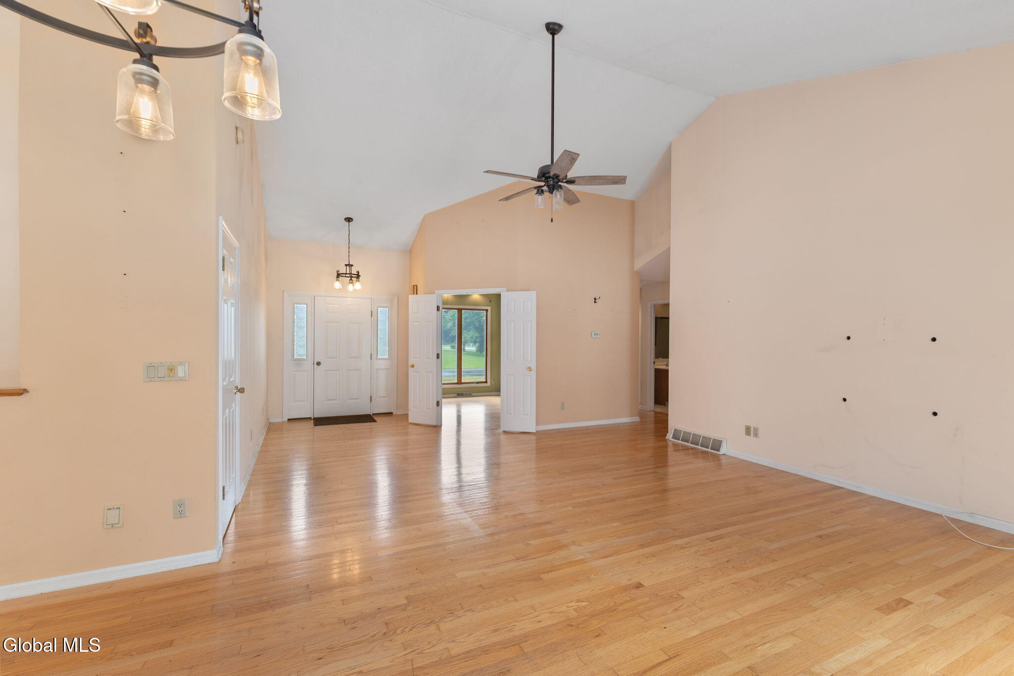 237 Long Meadow Lane Schenectady NY 12306