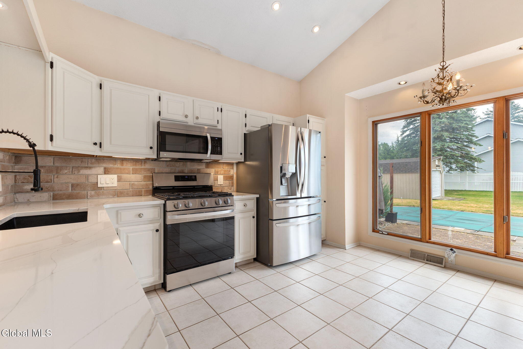 237 Long Meadow Lane Schenectady NY 12306