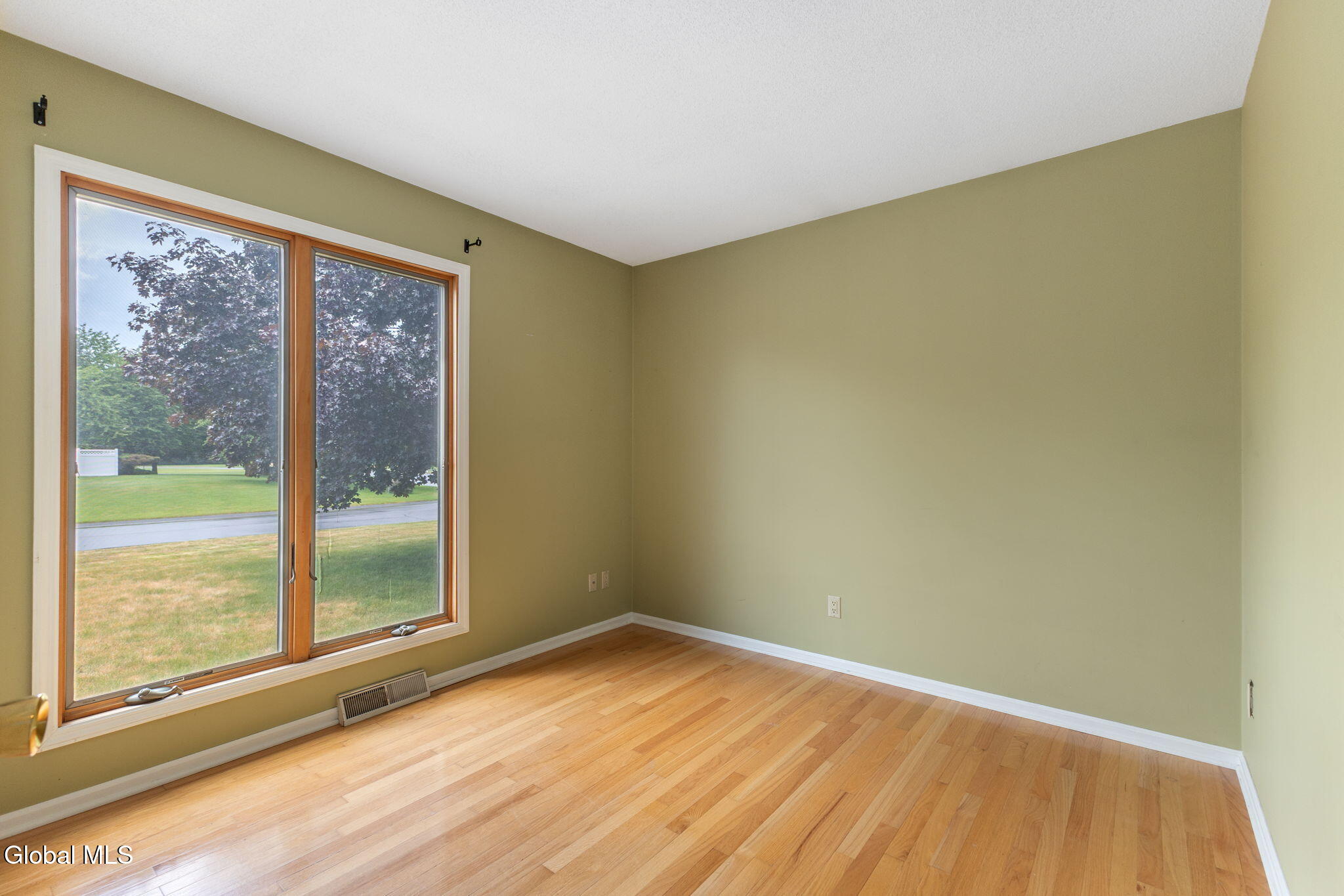 237 Long Meadow Lane Schenectady NY 12306