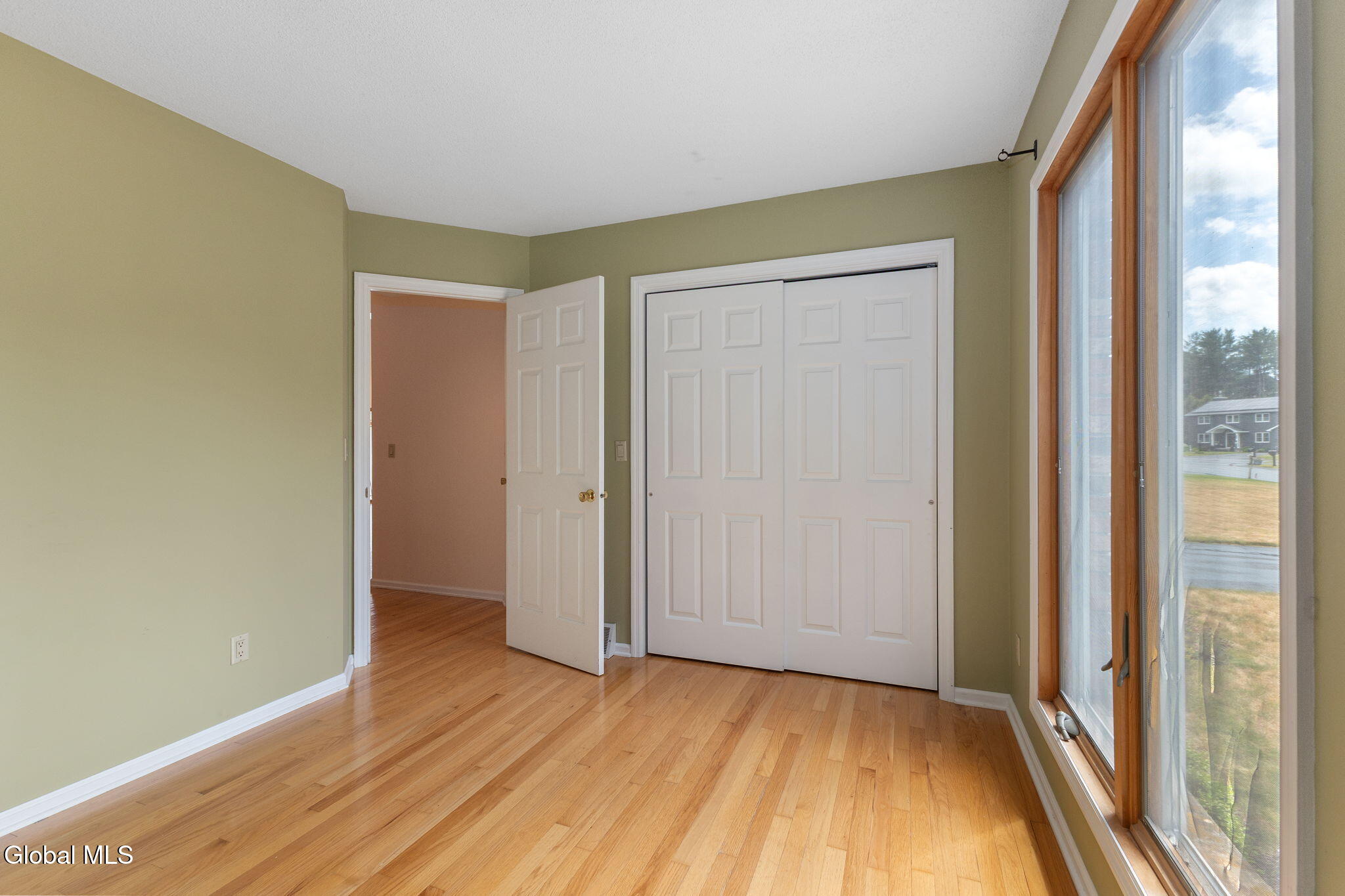 237 Long Meadow Lane Schenectady NY 12306