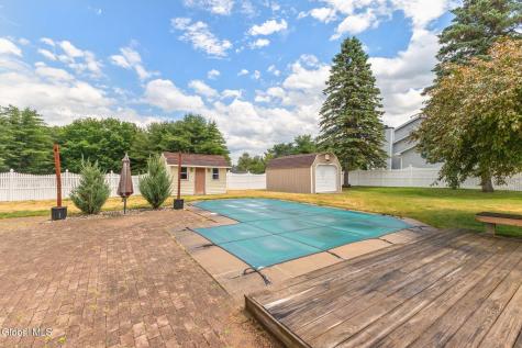 237 Long Meadow Lane Schenectady NY 12306