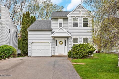 19 Tupelo Drive Clifton Park NY 12065