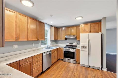 19 Tupelo Drive Clifton Park NY 12065