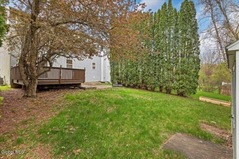 19 Tupelo Drive Clifton Park NY 12065