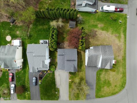 19 Tupelo Drive Clifton Park NY 12065