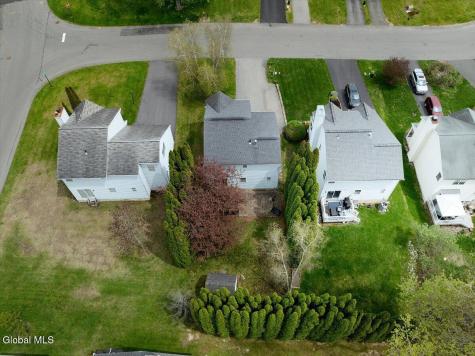 19 Tupelo Drive Clifton Park NY 12065