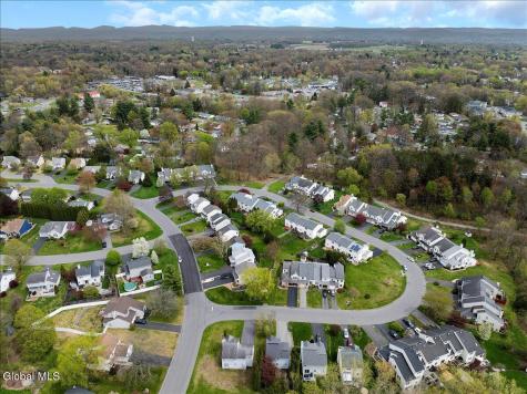 19 Tupelo Drive Clifton Park NY 12065