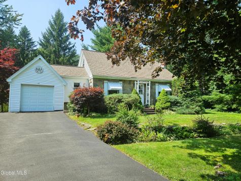 107 Skyway Drive Glenville NY 12302