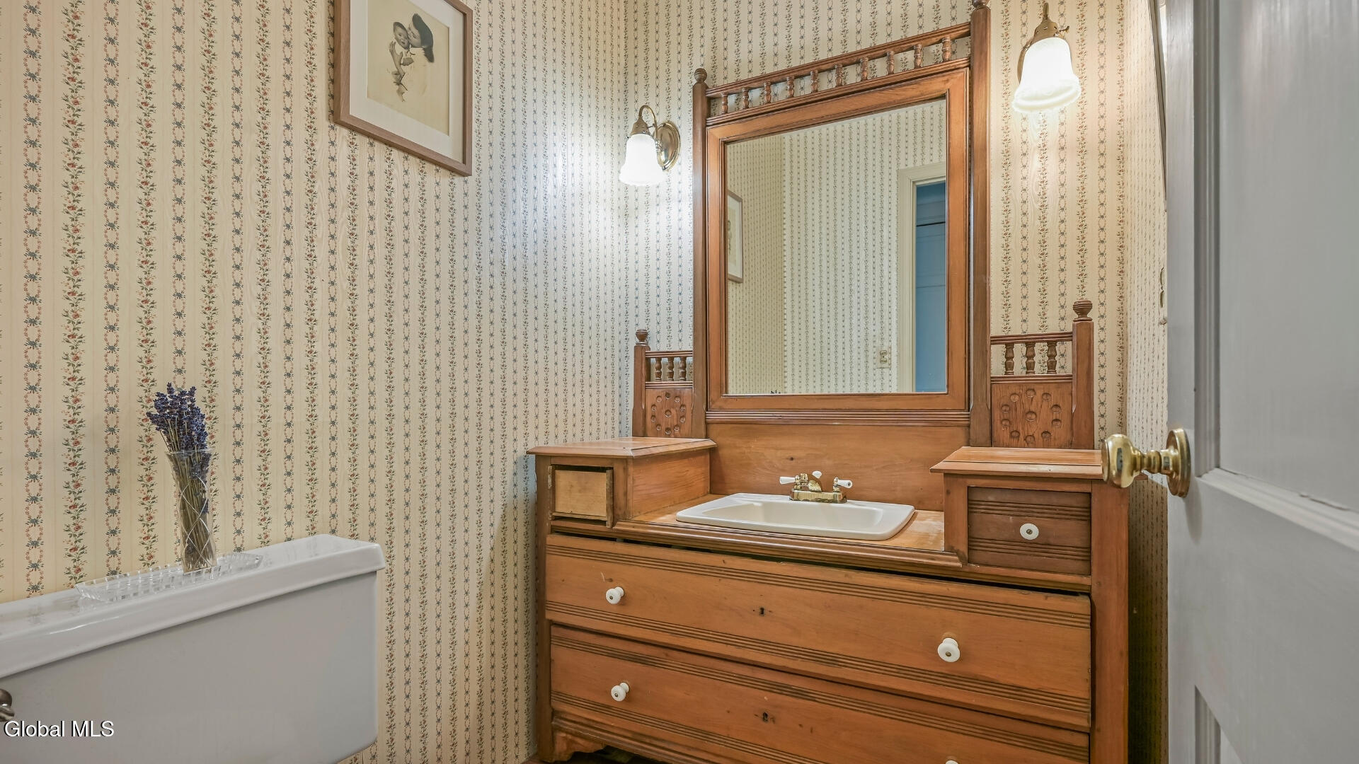 631 Latimer Hill Road Canajoharie NY 13317